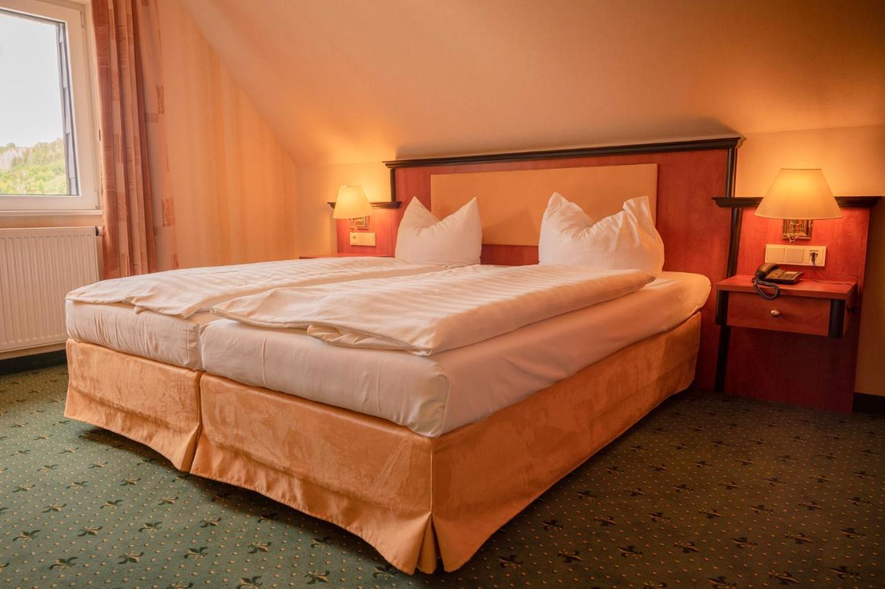 Alte Landratsvilla Hotel Bender Westerburg  Εξωτερικό φωτογραφία
